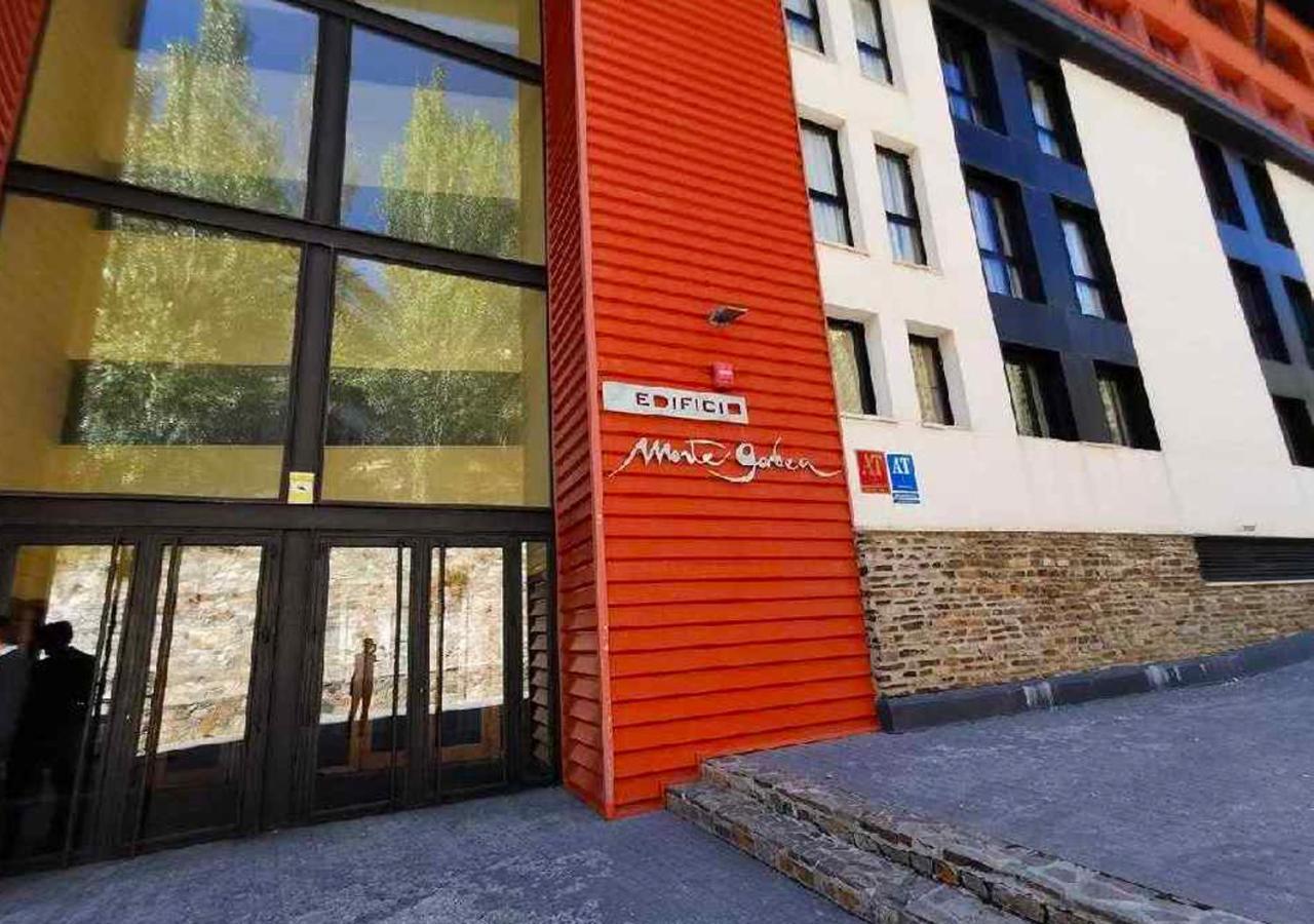 Zona Baja Monte Gorbea Con Garaje Appartement *